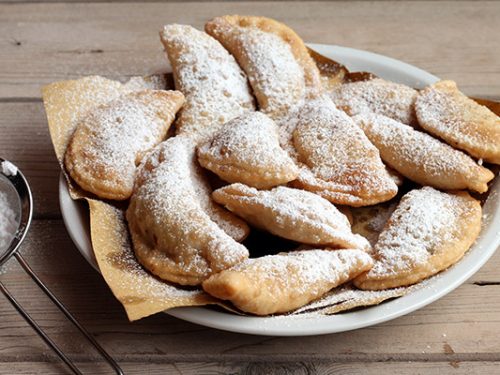 “I CASSATEDDRI FRITTE”, scopri l’originale ricetta trapanese!