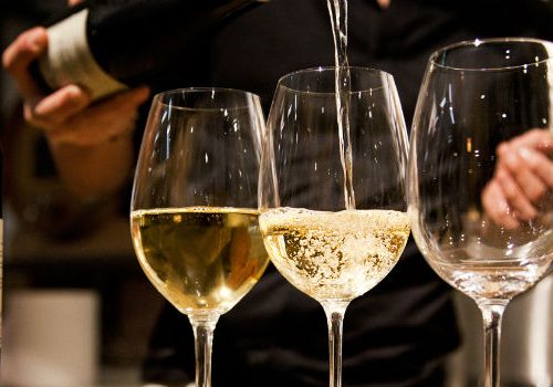 “Terre Sicane Wine Fest”: una serata dedicata ai vini del territorio, all’abbazia di S. Maria del Bosco