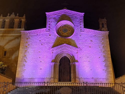 Il Santuario di Custonaci si tinge di rosa in favore della campagna per la lotta del tumore al seno.